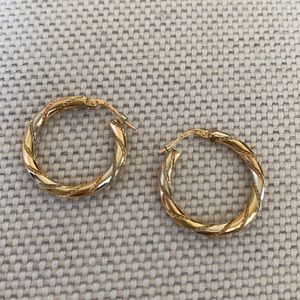 18k Gold Hoop Earrings